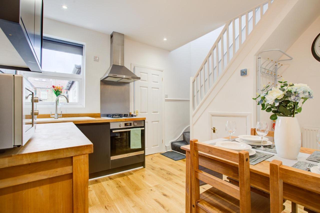 Statera Apartments - 2-Bed House In Stratford Londres Exterior foto